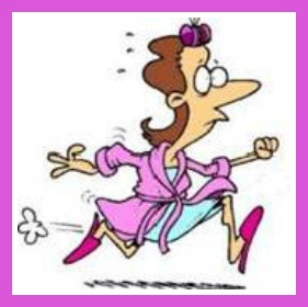 Kvinna i morgonrock springer